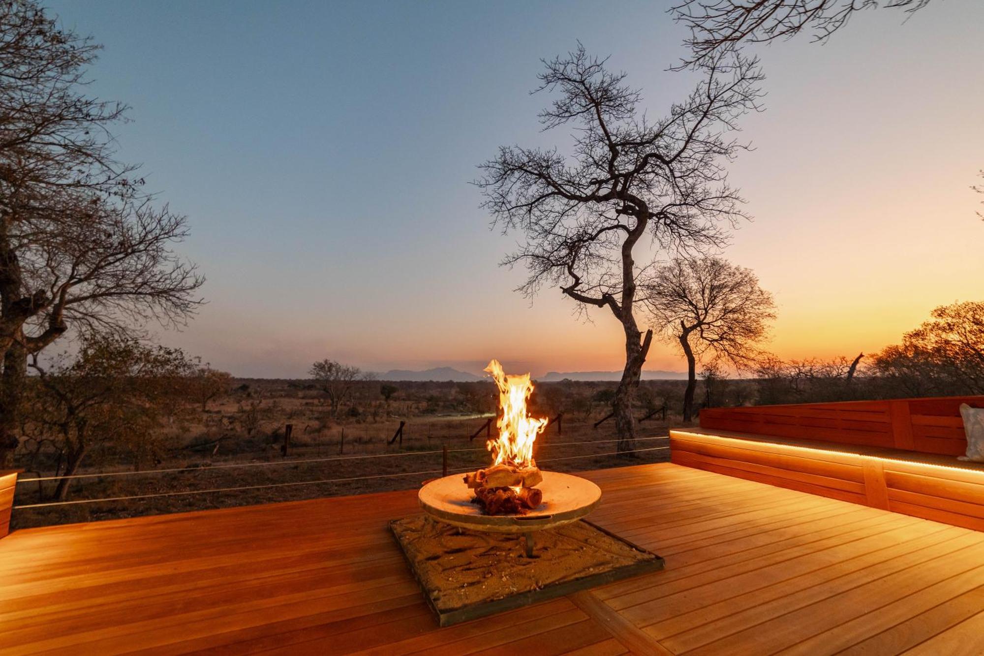 Tomo Safari Lodge フッドスプルイト エクステリア 写真