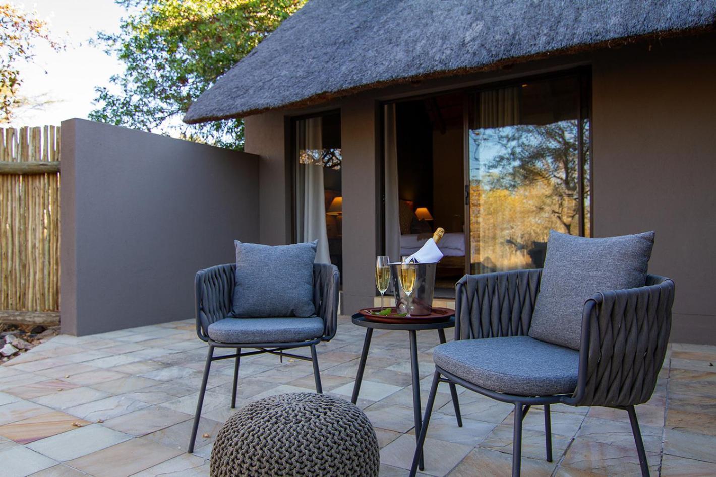 Tomo Safari Lodge フッドスプルイト エクステリア 写真