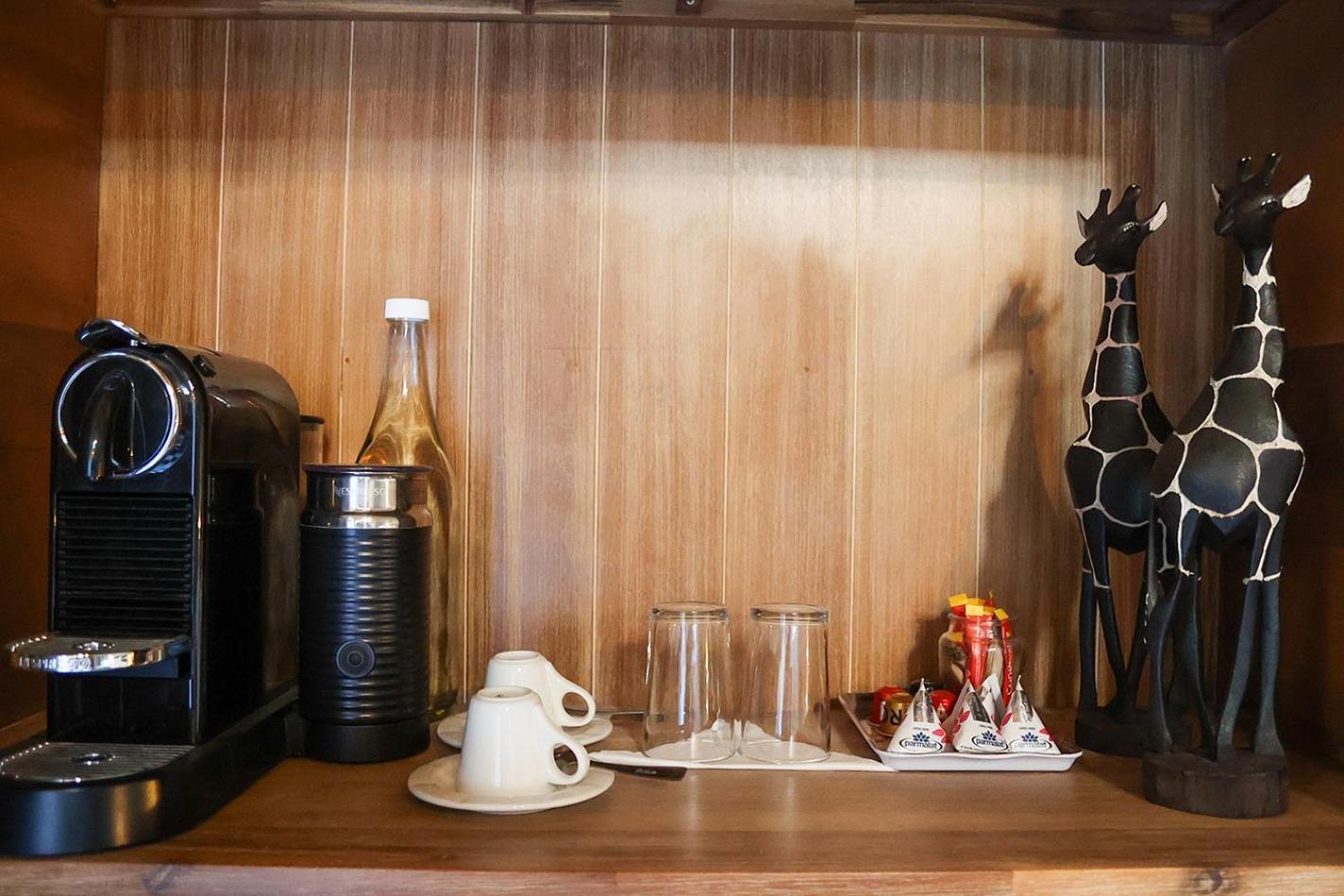 Tomo Safari Lodge フッドスプルイト エクステリア 写真