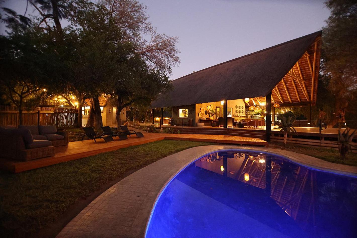 Tomo Safari Lodge フッドスプルイト エクステリア 写真